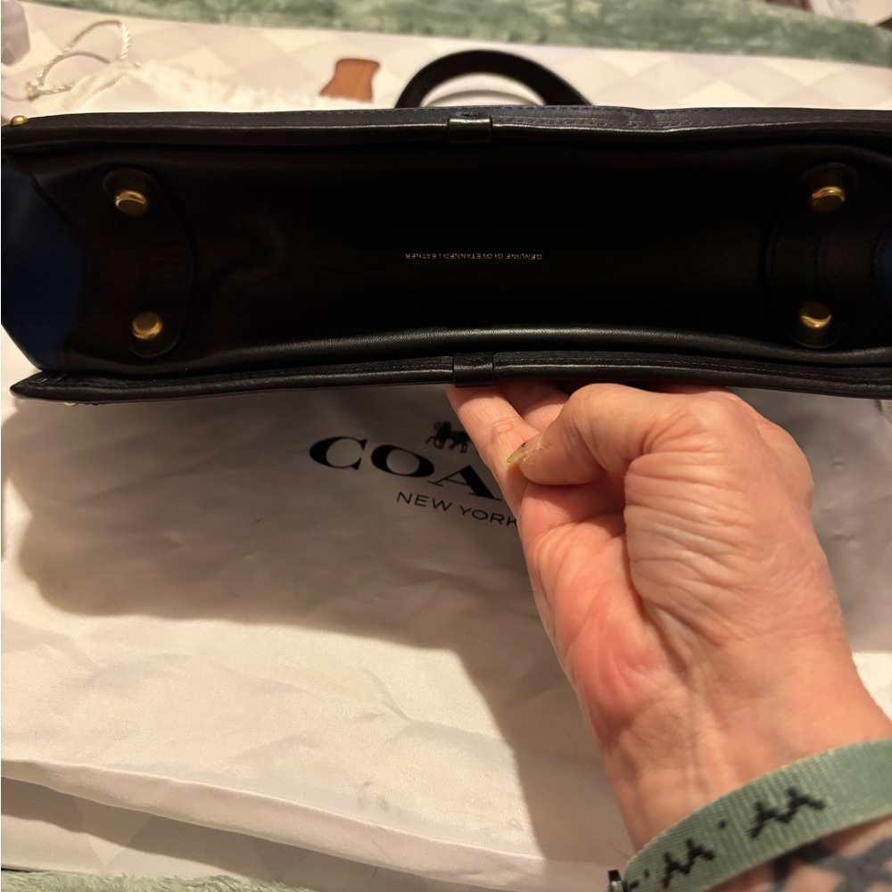 Coach dreamer 3 different color blues. - Picture 10 of 14